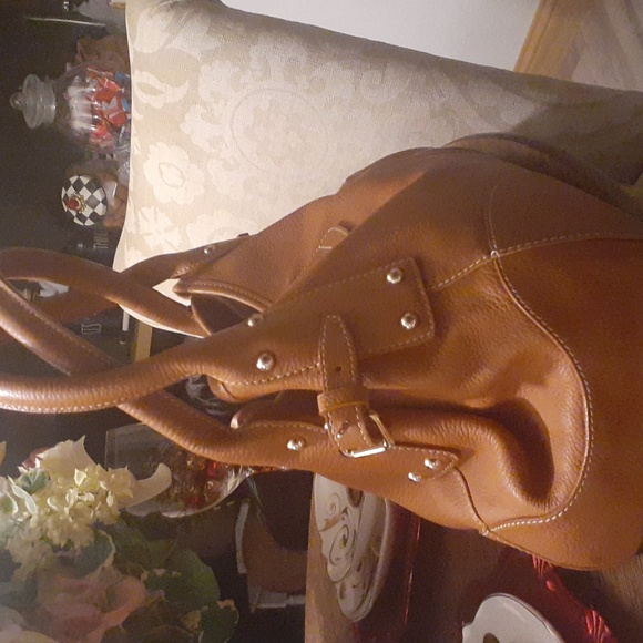 DOONEY & BOURKE LOGO LOCK SHOULDER BAG - Picture 6 of 9